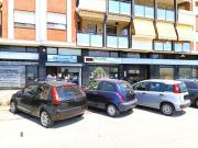 Locale in vendita di 47 m² in Via Druento, 38