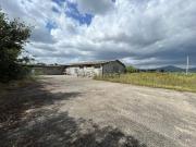 Locale in vendita di 500 m² in Località Mugori