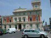 Locale in vendita di 500 m² in Piazza Cesare Battisti, 5