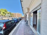 Locale in vendita di 50 m² in Largo Matteo Spinelli