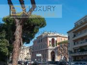 Locale in vendita di 50 m² in Via Guido Reni