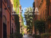 Locale in vendita di 50 m² in Via Margutta