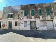 Locale in vendita di 50 m² in Via Porta Romana, 10