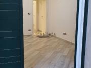 Locale in vendita di 50 m² in Viale Tito Labieno