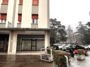 Locale in vendita di 52 m² in Via Pietro Gamberini