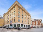 Locale in vendita di 530 m² in Via Roma, 21