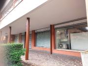 Locale in vendita di 541 m² in Via Monte Grappa, 10