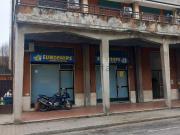 Locale in vendita di 54 m² in Via Cavour, 58