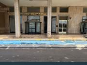 Locale in vendita di 550 m² in Viale Teocrito, 70