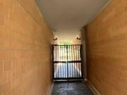 Locale in vendita di 55 m² in Via Claudio Villa, 73