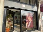 Locale in vendita di 55 m² in Via Don Rodrigo, 2