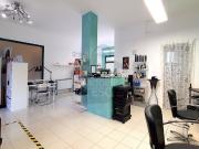 Locale in vendita di 58 m² in Via Mondolfo