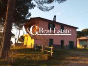 Locale in vendita di 600 m²