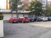 Locale in vendita di 605 m² in Via Lavaredo