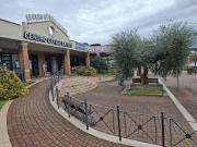 Locale in vendita di 60 m² in Largo Montanari