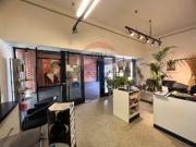 Locale in vendita di 60 m² in Piazza Vittorio Veneto, 16