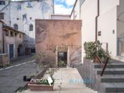 Locale in vendita di 60 m² in Via della Amalfitania