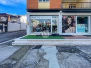 Locale in vendita di 60 m² in Via Giacomo Matteotti, 21