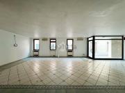 Locale in vendita di 60 m² in Via Petrobelli, 4