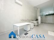 Locale in vendita di 60 m² in Via Plinio, 50