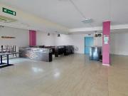 Locale in vendita di 616 m² in Via S. Cavina, 11