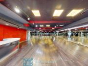 Locale in vendita di 628 m² in Via Maddaloni, 48