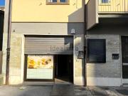 Locale in vendita di 63 m² in Via Torino