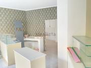 Locale in vendita di 65 m² in Via San Giuliano, 175