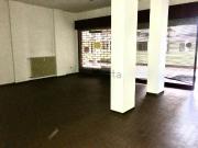 Locale in vendita di 60 m² in Viale Viareggio