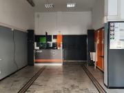 Locale in vendita di 67 m² in Via Albano