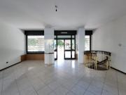 Locale in vendita di 68 m² in Via Madonna della Salute, 82