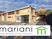 Locale in vendita di 700 m² in Via Monteleone di Fermo, 2