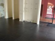 Locale in vendita di 70 m² in Piazza Umberto I, 2