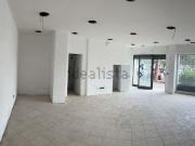 Locale in vendita di 70 m² in Viale Pepe