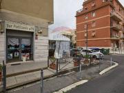 Locale in vendita di 71 m² in Via Francesco Selmi, 79
