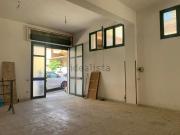 Locale in vendita di 71 m² in Via Giuseppe Longo