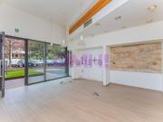 Locale in vendita di 72 m² in Via Monsignor Schiavini, 6