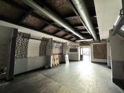 Locale in vendita di 74 m² in Via di Monte Testaccio, 35