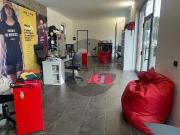 Locale in vendita di 74 m² in Via Isole Lipari