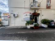 Locale in vendita di 75 m² in Piazzale Ungheria, 5