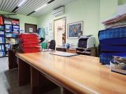 Locale in vendita di 75 m² in Via Francesco Merlini