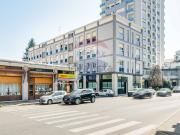 Locale in vendita di 75 m² in Via Q. Sella, 2