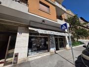 Locale in vendita di 76 m² in Via Giulia, 64