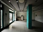 Locale in vendita di 77 m²