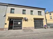 Locale in vendita di 77 m² in Via Giuseppe Garibaldi, 50