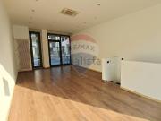 Locale in vendita di 80 m² in Piazza Giovanni Astengo, 3