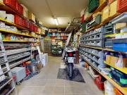 Locale in vendita di 80 m² in Via Bordighera, 2