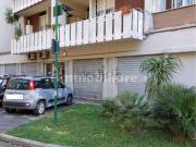 Locale in vendita di 80 m² in Via Federigo Verdinois, 10