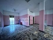 Locale in vendita di 80 m² in Via XXV Aprile, 28