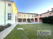 Locale in vendita di 820 m² in Via Mestrina